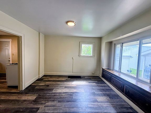 4th image of 36 W Wilbeth Rd