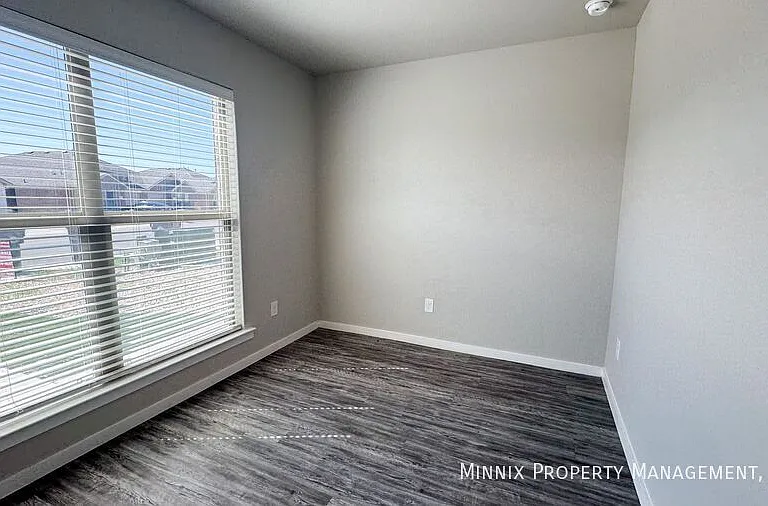 2104 N Avenue J #A — Photo 17