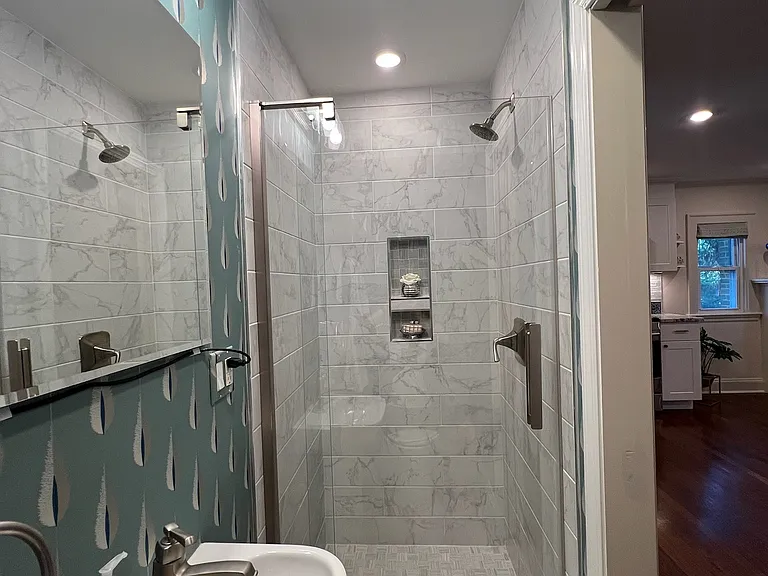 147 Lowell Ave — Photo 10