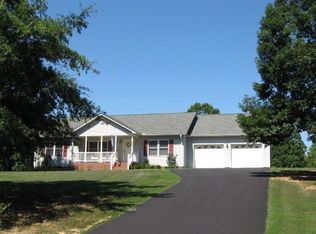 335 Mary Rd, Bracey, VA 23919