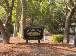 981 Harbor Oaks Dr, Charleston, SC 29412