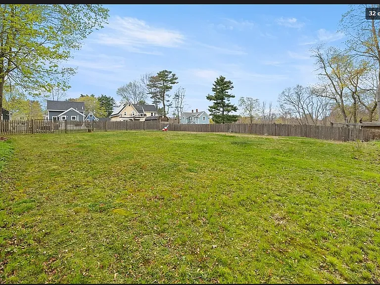 229 Highland St — Photo 31