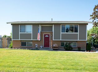 2493 W 2300 N, Clinton, UT 84015