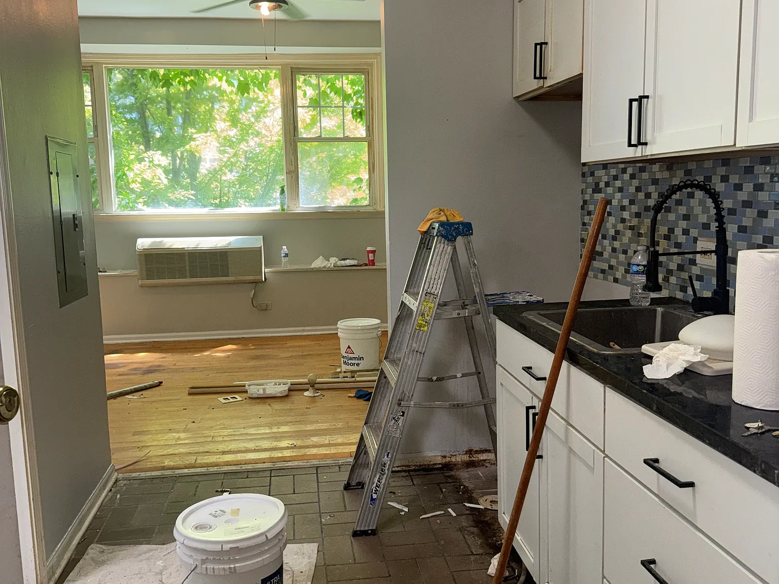 Studio, $1,075 — Photo 2