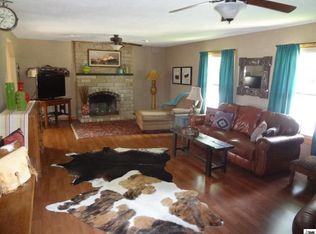 5868 SW 26th Ter, Topeka, KS 66614