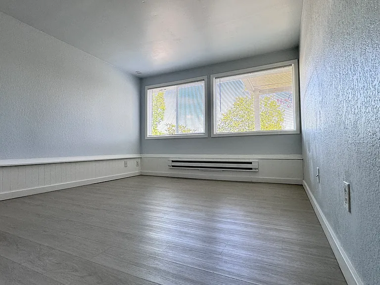 Spacious master bedroom