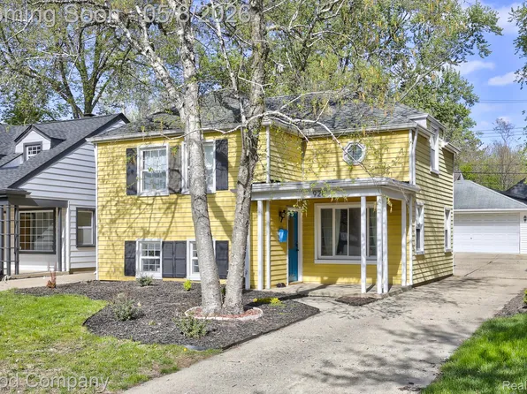 928 Marywood Dr, Royal Oak, MI 48067