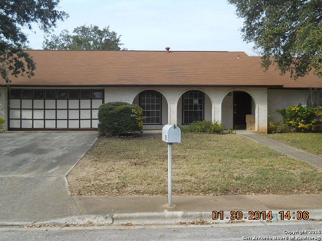 1st image of 105 Henry Ford Dr