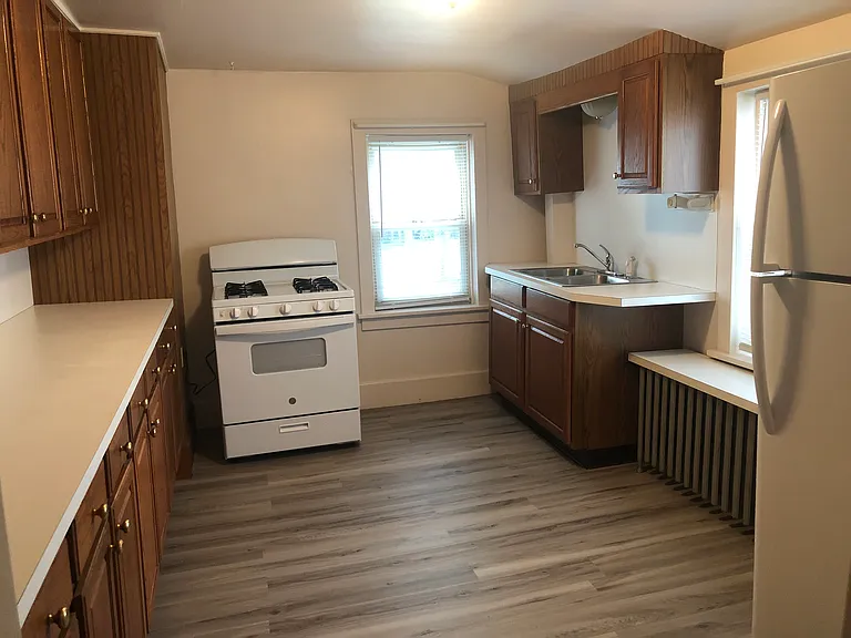 39 E North St #2 — Photo 5