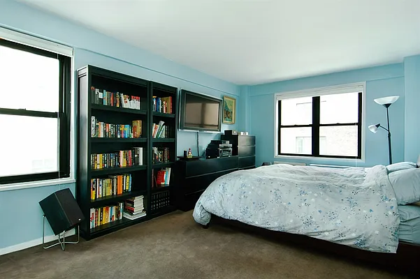 Sold by Corcoran | media 13