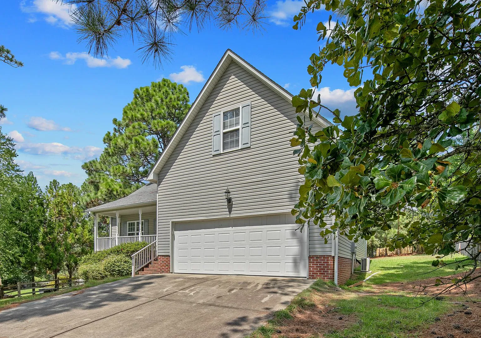 Ranch Home w/ Bonus Room in Carolina Lakes only minutes to Ft Bragg! — Photo 3