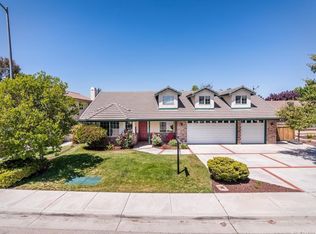 932 Running Stag Way, Paso Robles, CA 93446