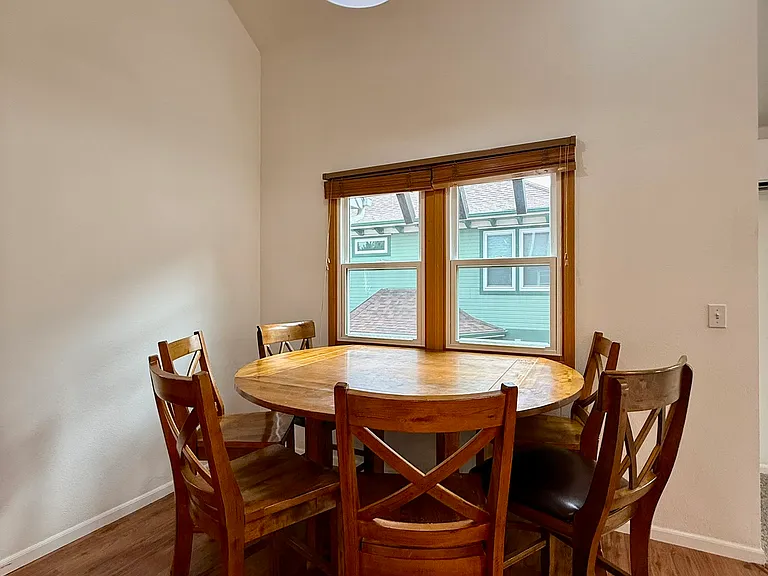 415 Mason Ct #2B — Photo 16