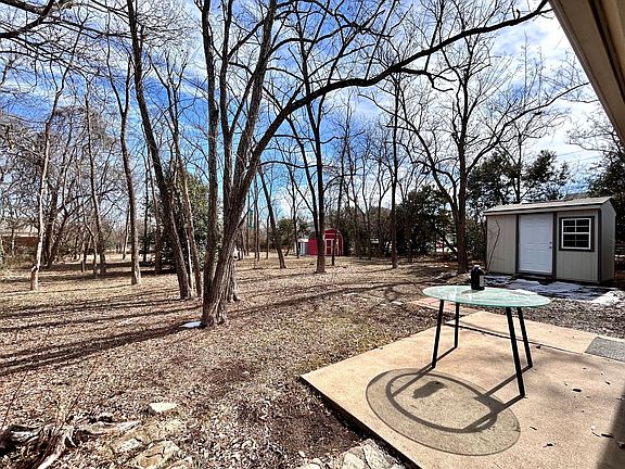 5th image of 510 Powell Dr