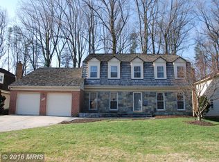 9920 Derbyshire Ln, Bethesda, MD 20817