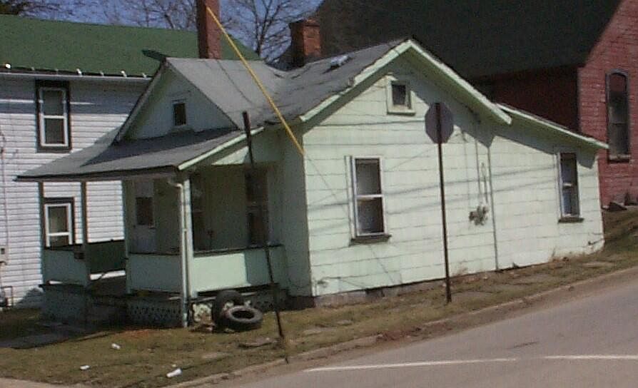 1st image of 631 11th St