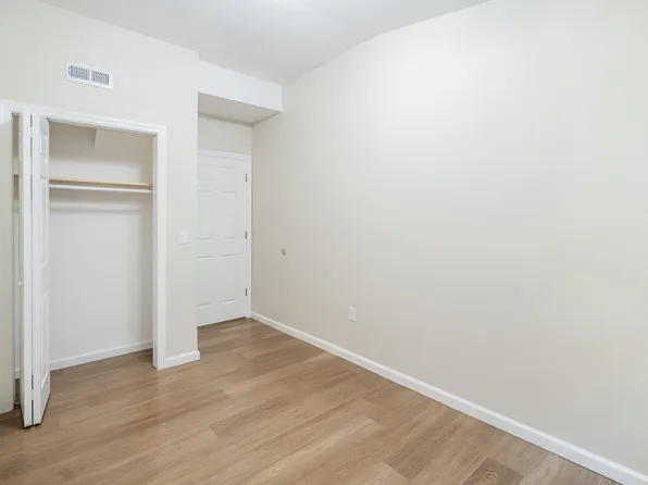 628 Bramhall Avenue image 20 of 39