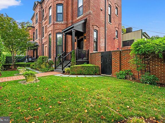 3rd image of 1600 13th St NW #B