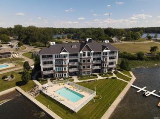 10005 N Turkey Creek Rd UNIT 1, Syracuse, IN 46567