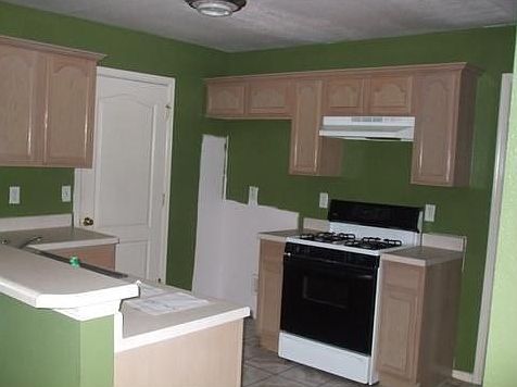 5th image of 7938 Howard St