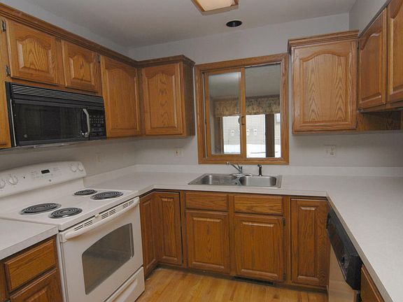 2nd image of 8747 Lindsey Ln SW #17