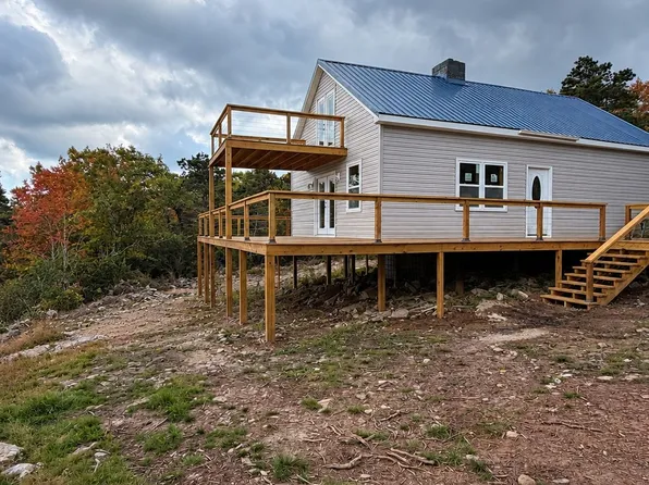 28 Lower Knob Rd, Franklin, WV 26807
