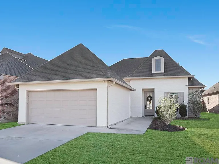 10422 Belle Isle Ln — Photo 2