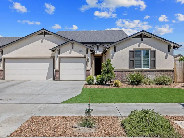 2936 S Irma Street, Visalia, CA 93292