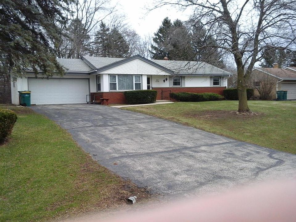 1st image of W154N11640 Daniels Dr