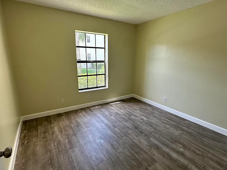 321 Olivewood Pl #121 — Photo 10