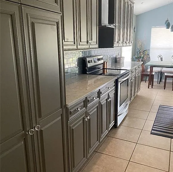 1405 Tiffany Ln #1408 — Photo 13