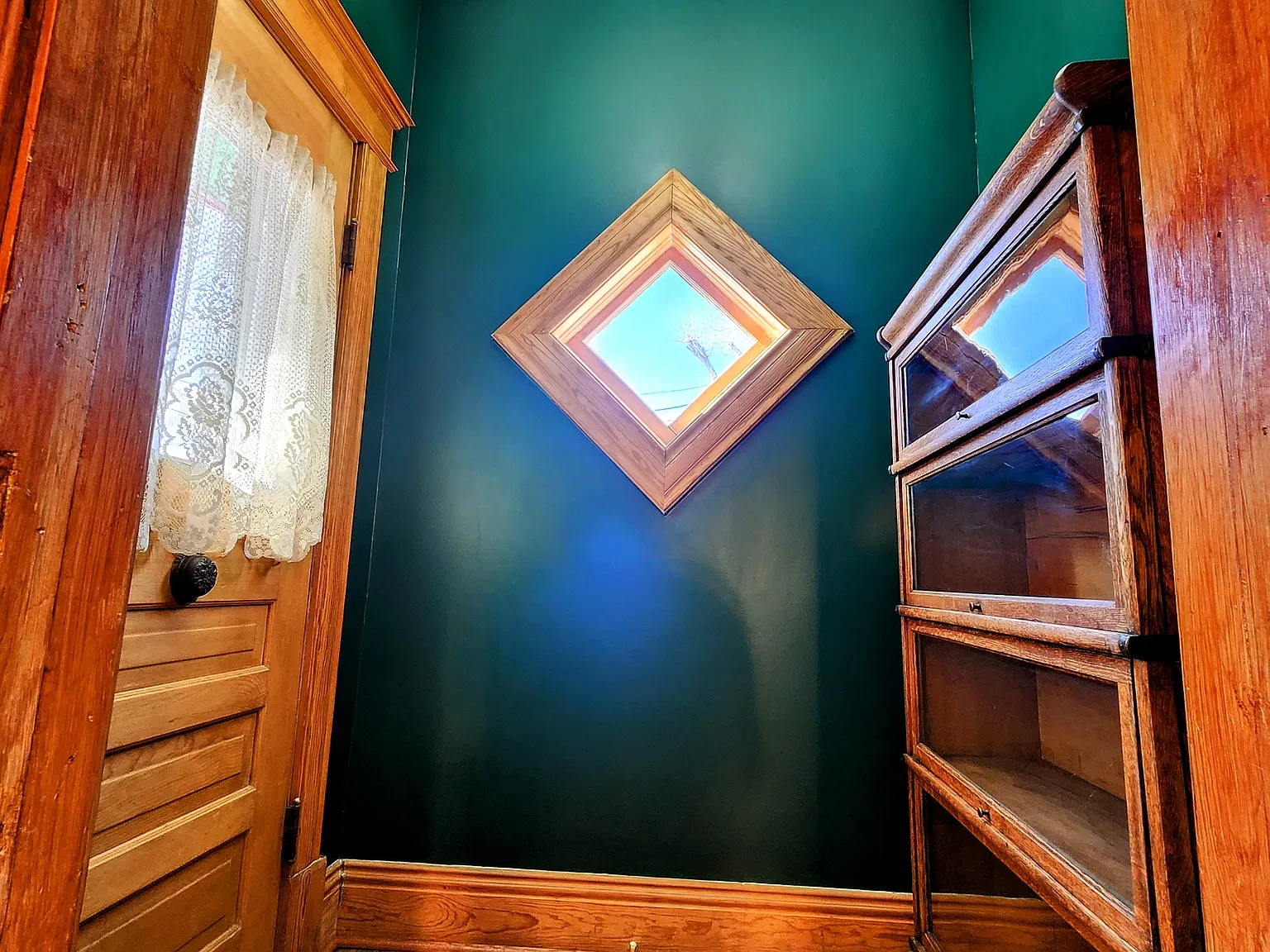 2 bed, 1000 sqft, $2,199 — Photo 4