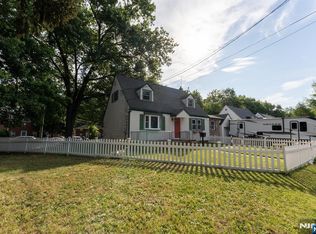 155 Liberty Rd, Teaneck, NJ 07666