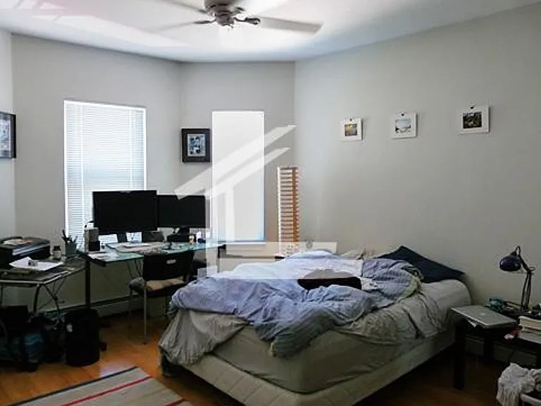 31 Raymond St #1 — Photo 7
