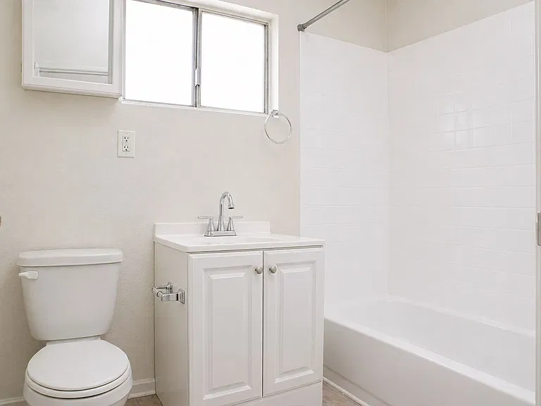 Cedros Gardens - Villa Portofino Apts, LP — Photo 9
