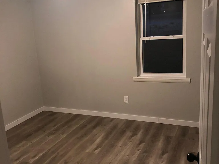 120 E Lincoln St — Photo 15