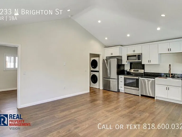 1233 N Brighton St — Photo 9