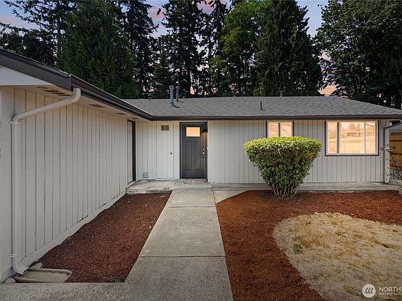 3rd image of 408 26th Street SE
