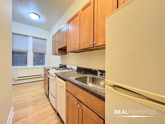 5th image of 4631 N Paulina St #4631104