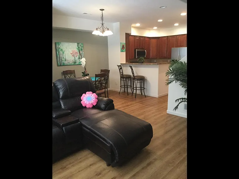 11207 Osage Cir #C — Photo 5