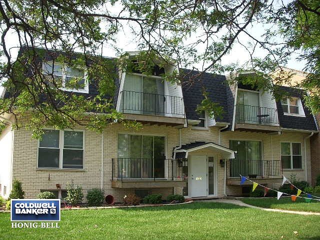 1st image of 5733 W 103rd St APT 2E