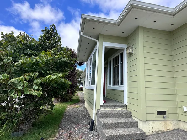 221 3rd St APT B, Crescent City, CA 95531