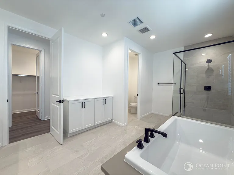 405 Wisteria St — Photo 19