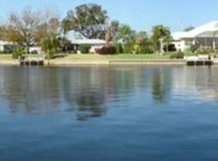 5095 Sorrento Ct, Cape Coral, FL 33904