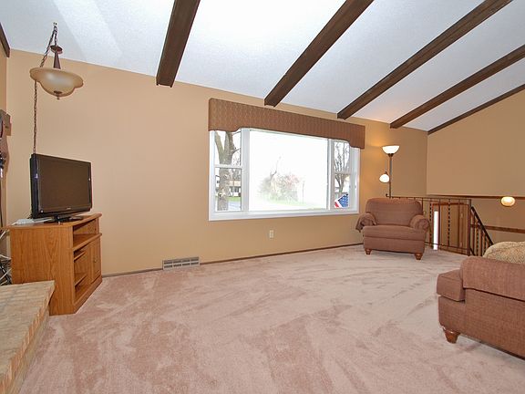 4th image of 9017 66th Ave N