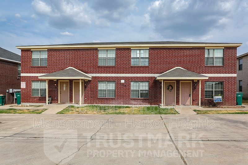 1st image of 707 S Amy Ln APT D