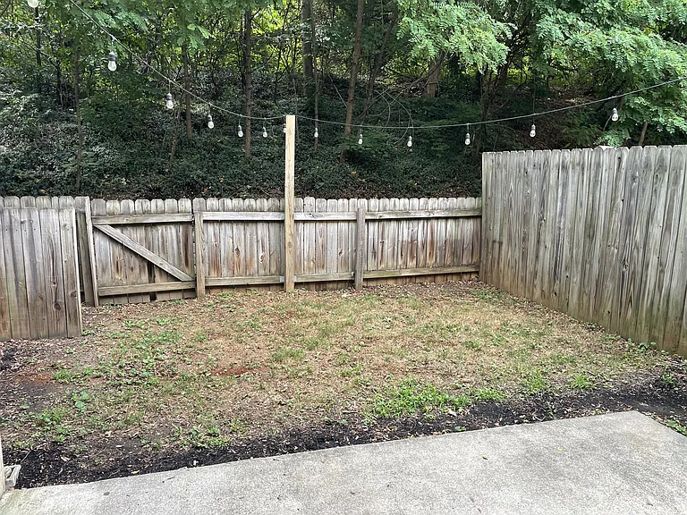 555 Station Ln #102 — Photo 20