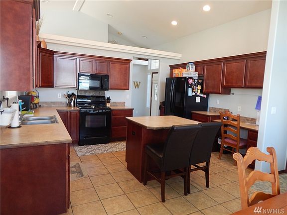 4th image of 317 Joshua Ct