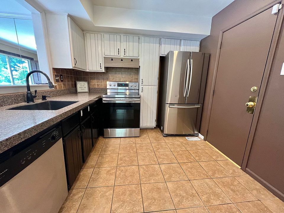 8620 Trumbauer Dr, Wyndmoor, PA 19038 Zillow