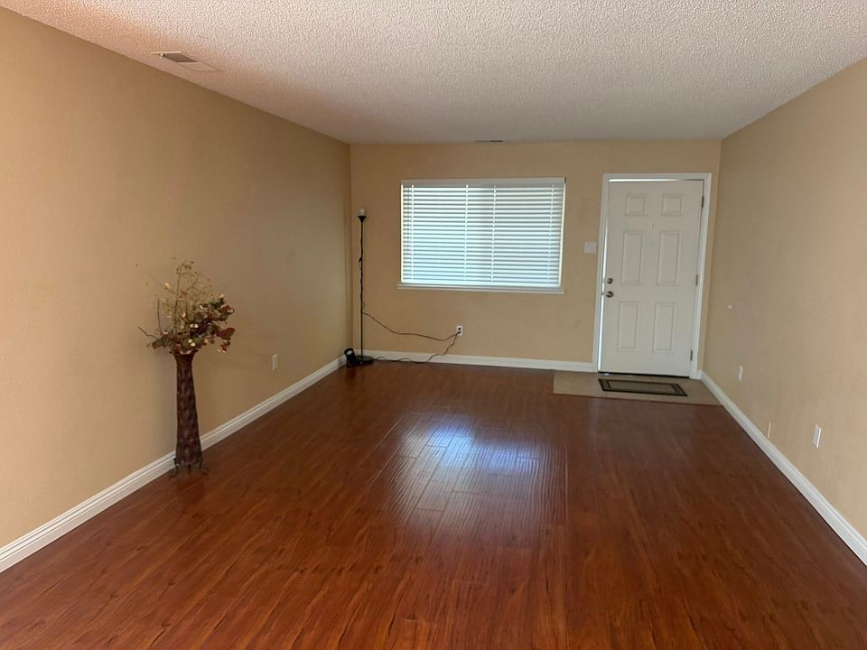 1st image of 4206 Casa Blanca Ln